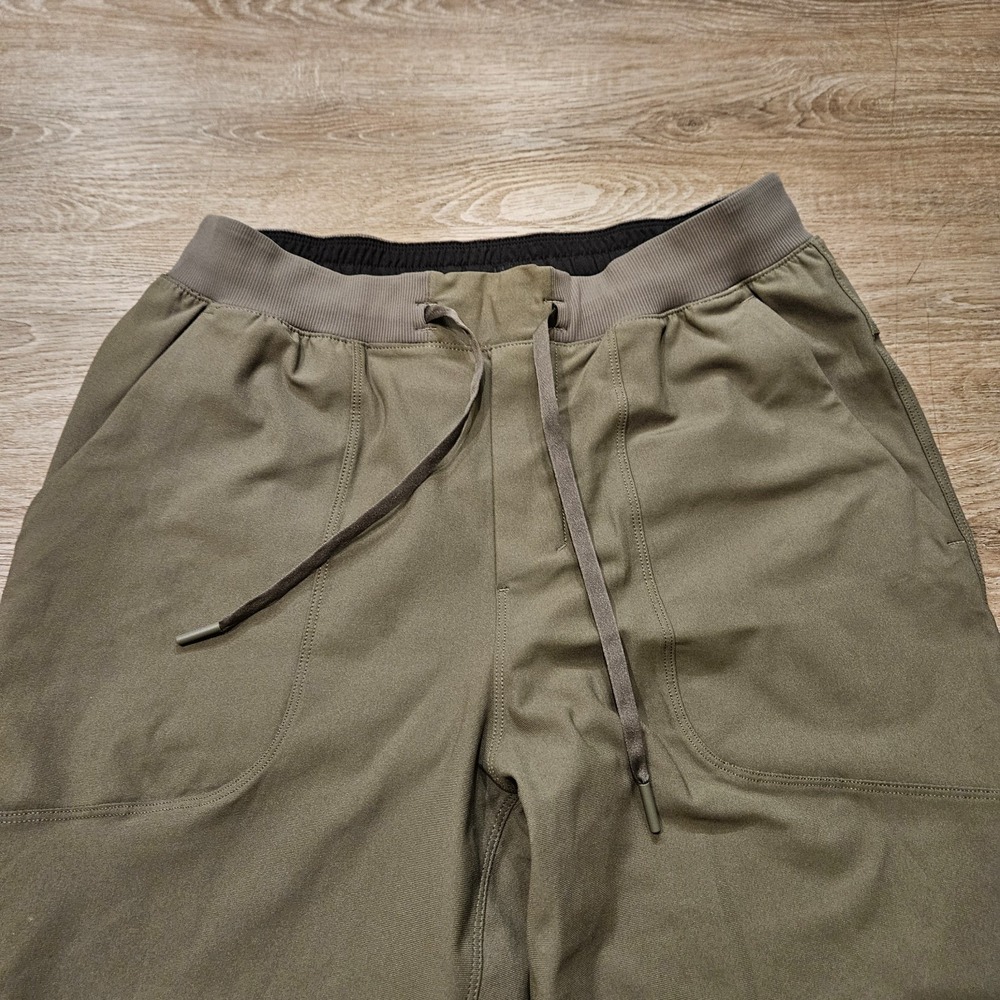 Lululemon ABC Jogger Tall Mens M Army Green‎ Warpstreme 32" Pants - Picture 2 of 11